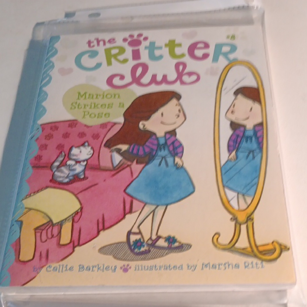 B18 - THE CRITTER CLUB - BOOK 8 - MARION STRIKES A POSE